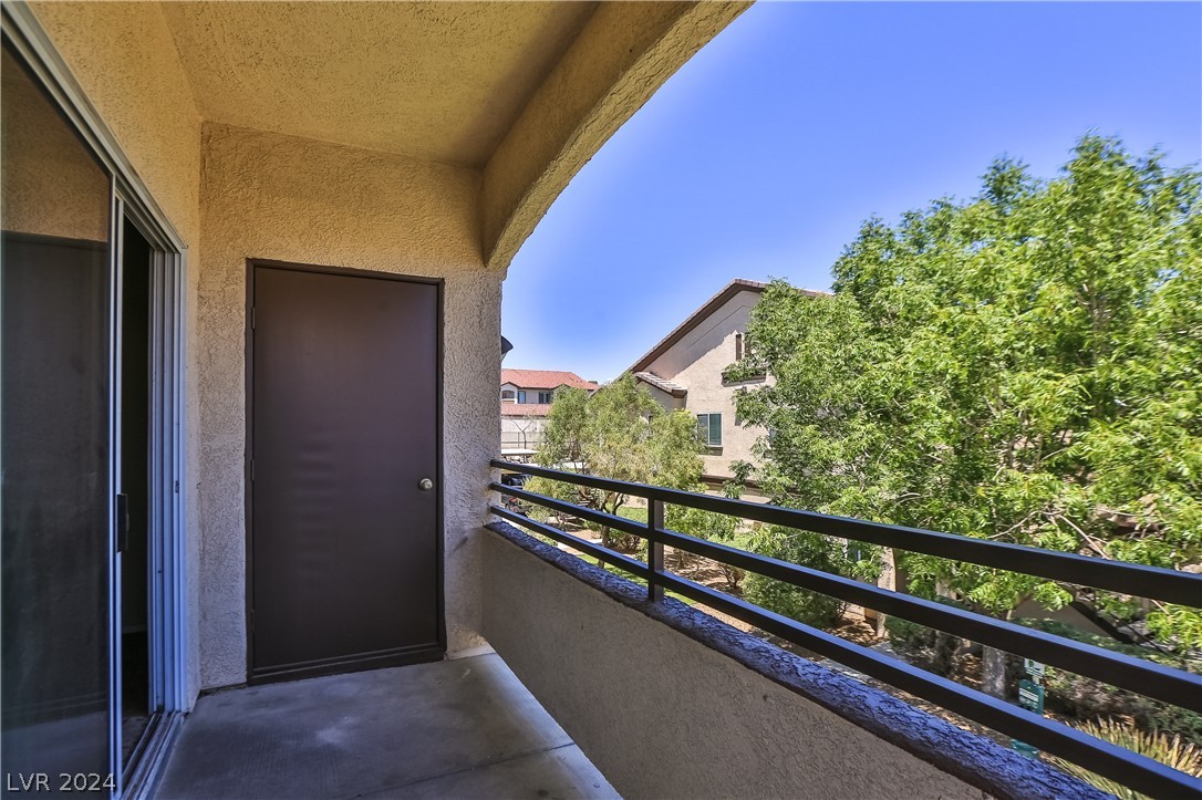 2291 West Horizon Ridge Parkway, Unit 5228 Henderson, NV 89052 - Photo 5 of 27