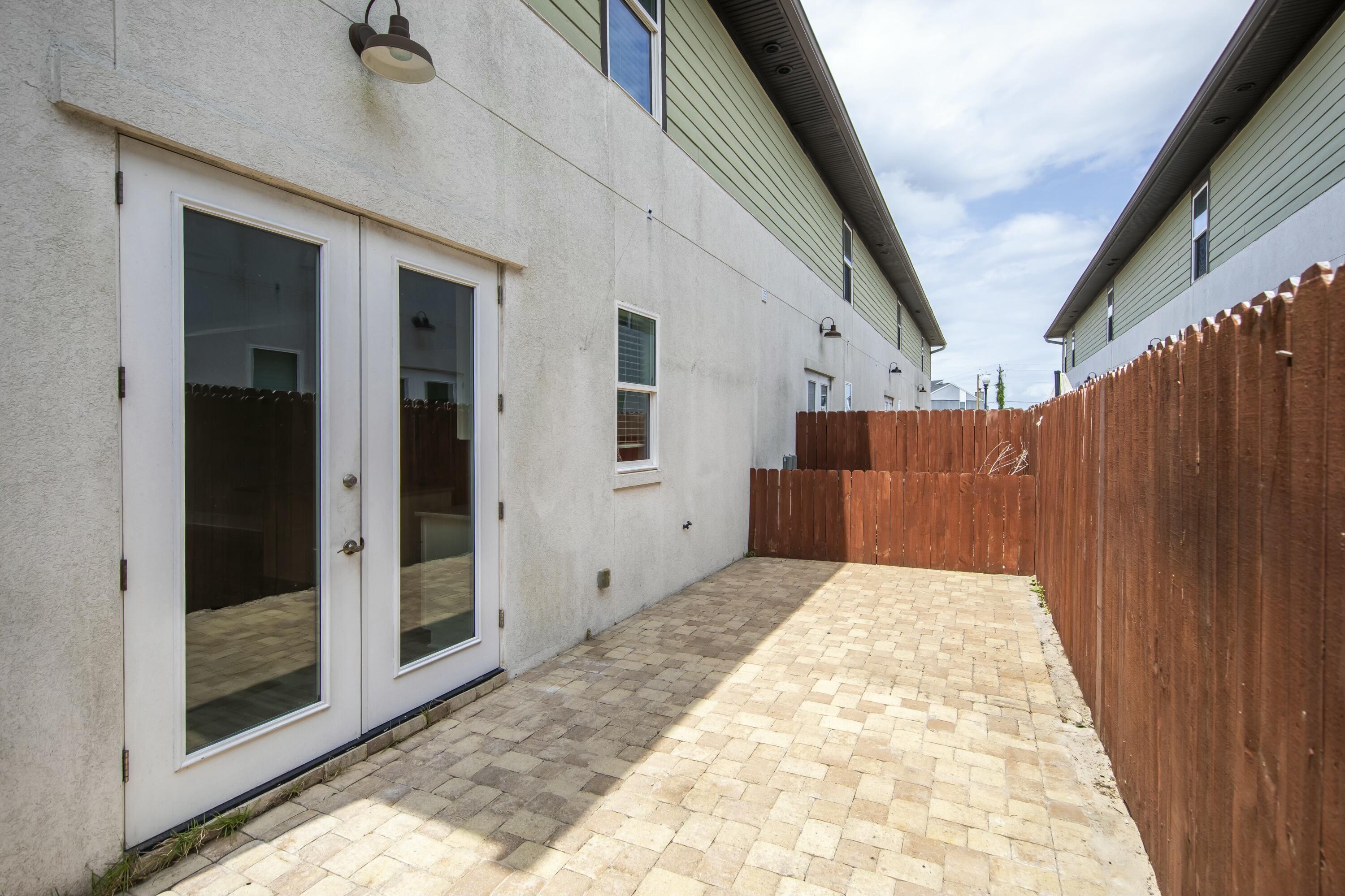 995 Airport Road, Unit 37 Destin, FL 32541 - Photo 16 of 46 a view of entryway