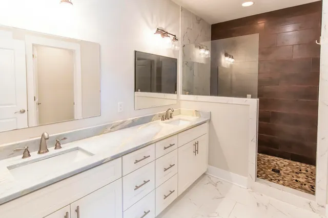 $423,000 | 995 Airport Road, Unit 37, Destin, FL 32541