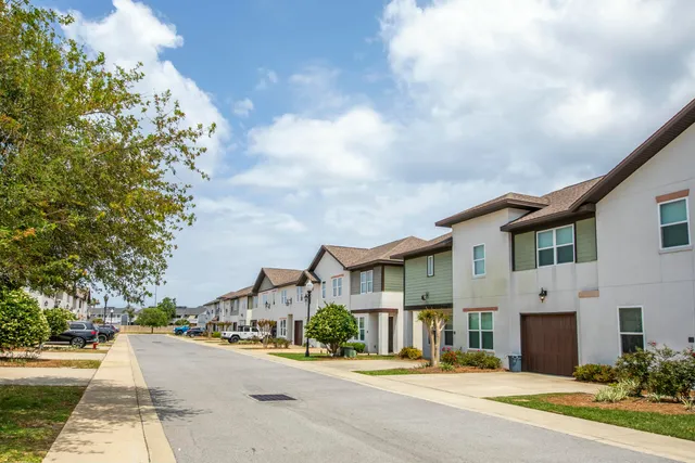 $423,000 | 995 Airport Road, Unit 37, Destin, FL 32541