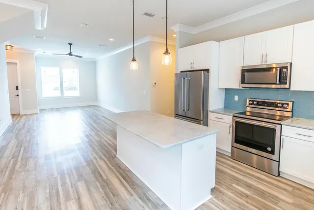 $423,000 | 995 Airport Road, Unit 37, Destin, FL 32541