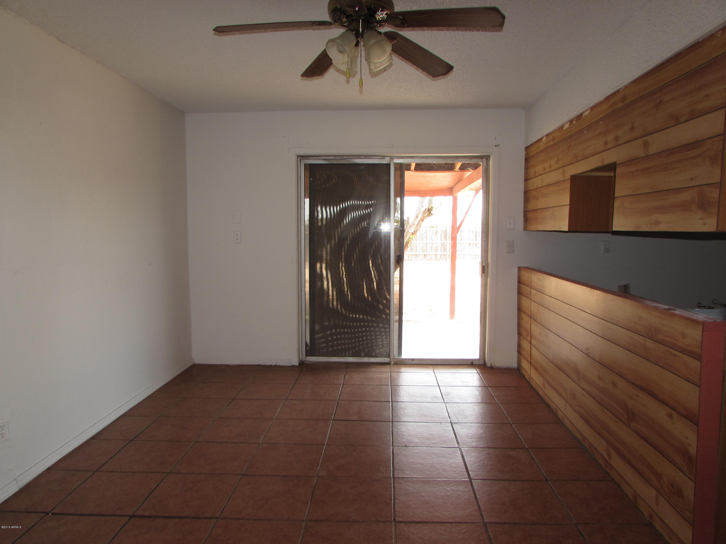 202 North Apache Road Buckeye, AZ 85326 - Photo 4 of 10 MontApacheMLS 056