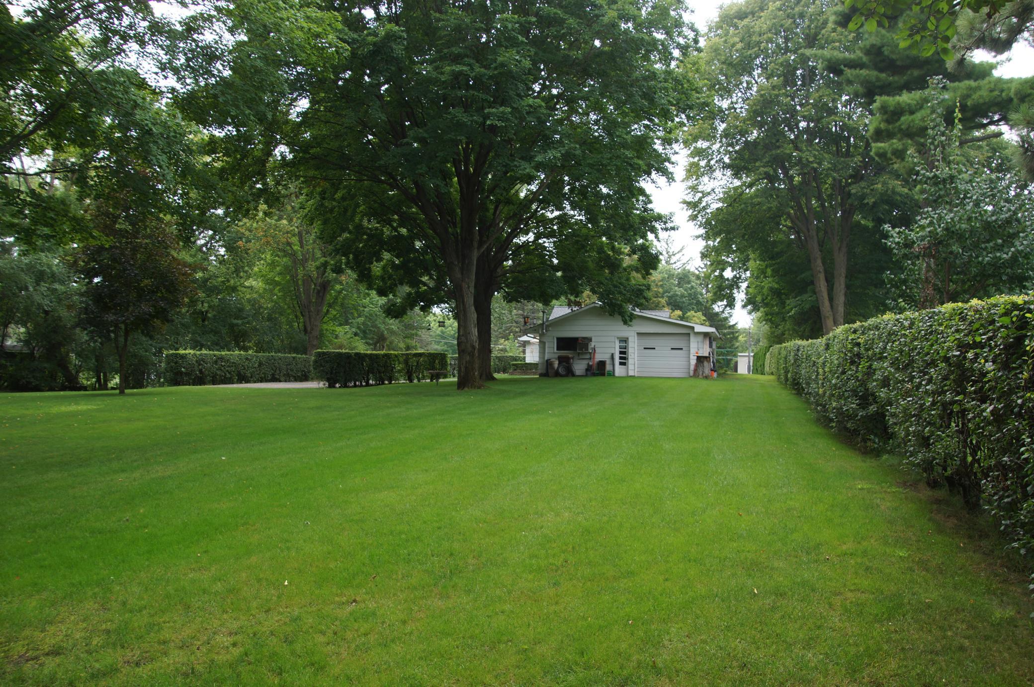 5065 Hooper Lake Road Excelsior, MN 55331 - Photo 9 of 16 Gallery Image 9