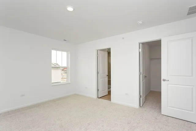 $2,700 | 12208 Dodwell Street, Huntley, IL 60142