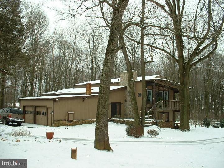 265 McCoury Road Nottingham, PA 19362 - Photo 2 of 25 Exterior