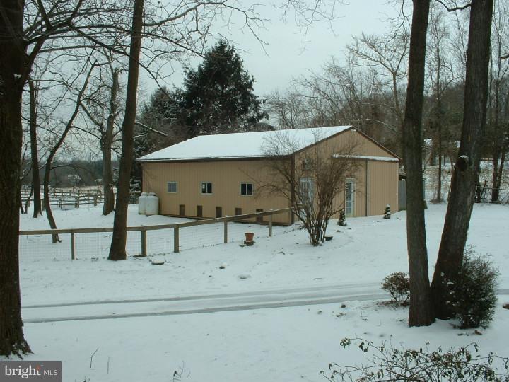 265 McCoury Road Nottingham, PA 19362 - Photo 21 of 25 Barn