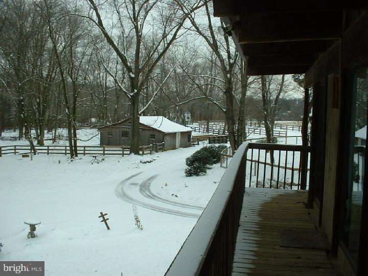 265 McCoury Road Nottingham, PA 19362 - Photo 5 of 25 Front Yard