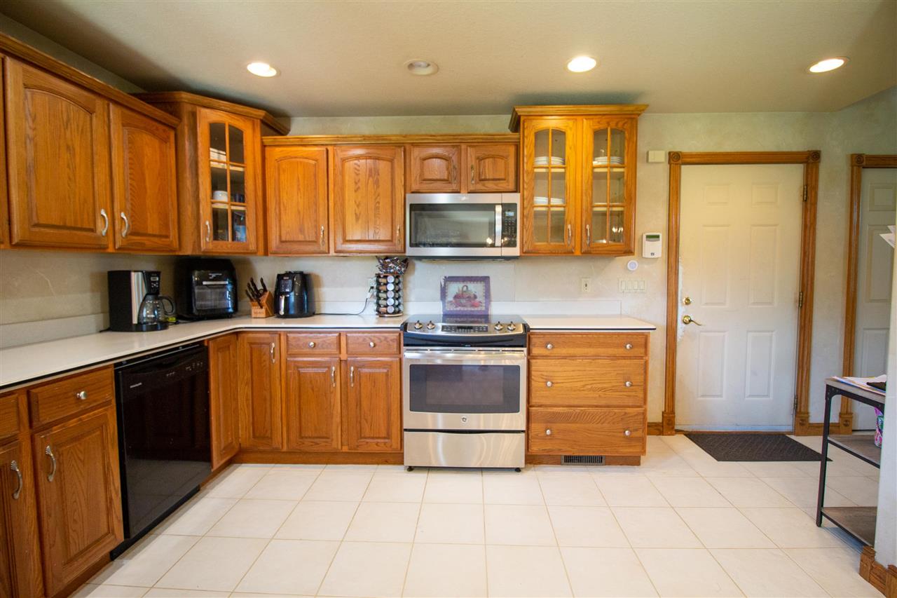 11359 Webster Road Clio, MI 48420 - Photo 7 of 62 50078633-6.JPG