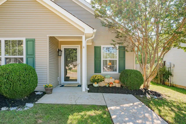 $2,000 | 1534 Rochester Drive, Murfreesboro, TN 37130