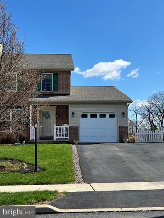 $317,500 | 66 Nottingham Drive, Mechanicsburg, PA 17050