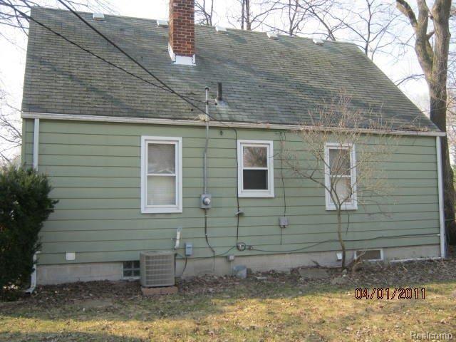 3602 Normandy Road Royal Oak, MI 48073 - Photo 2 of 16 Rearview