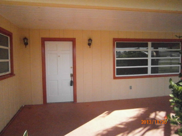 98 Ohio Road Lake Worth, FL 33467 - Photo 8 of 12 entry