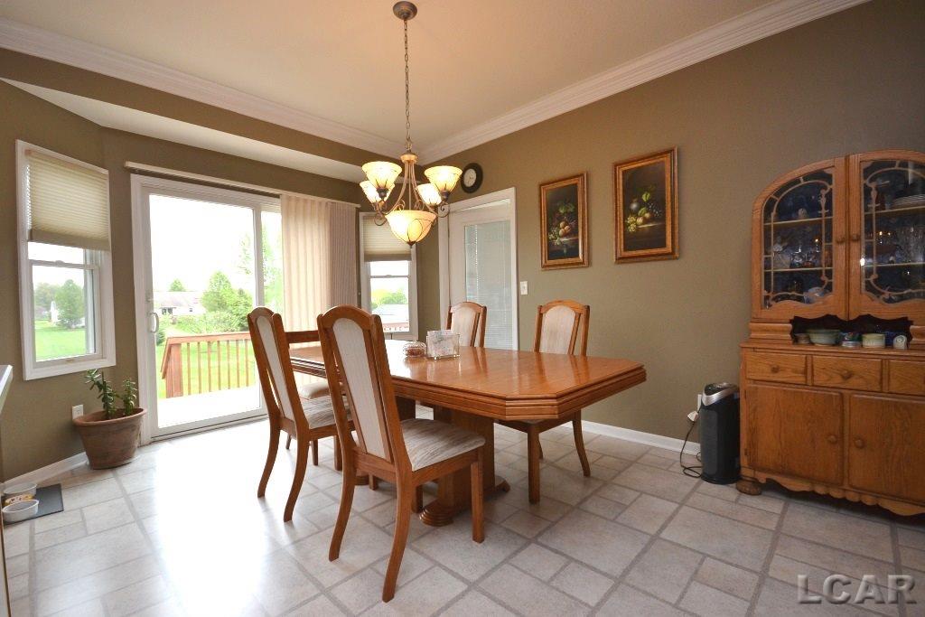 3167 Cobblestone Ridge Tecumseh, MI 49286 - Photo 6 of 23 31348110-5.JPG