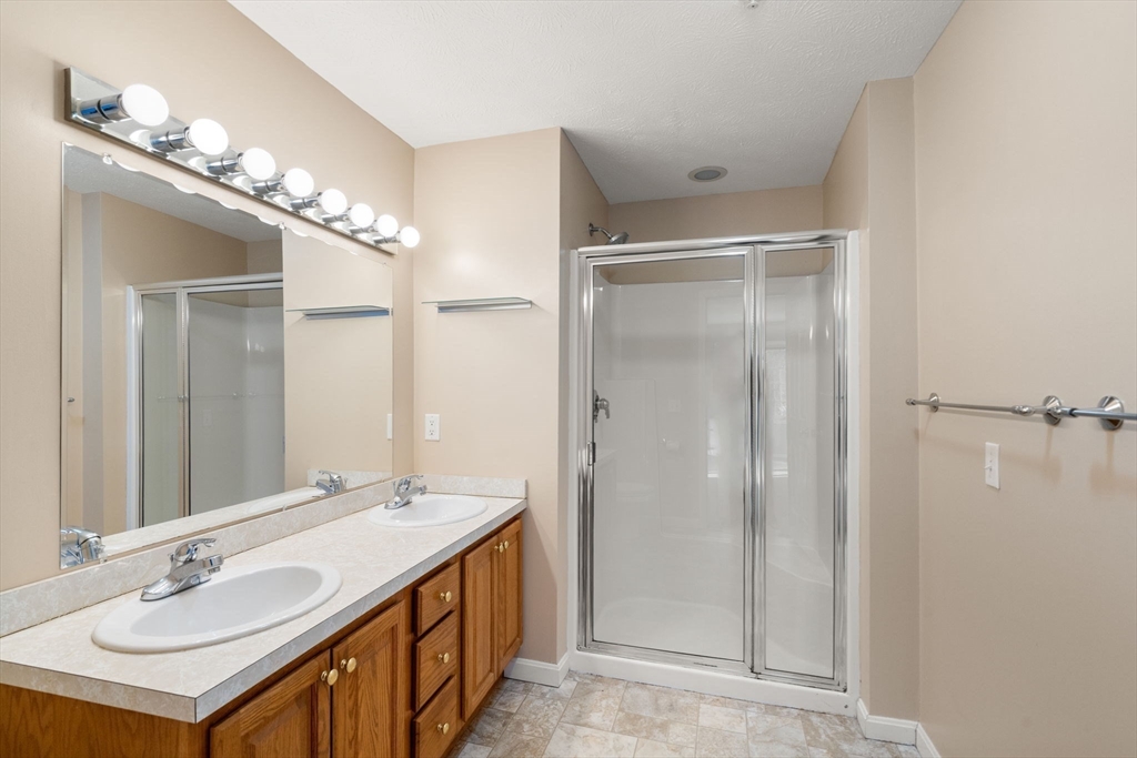 7 Conant Road, Unit 33 Winchester, MA 01890 - Photo 11 of 33