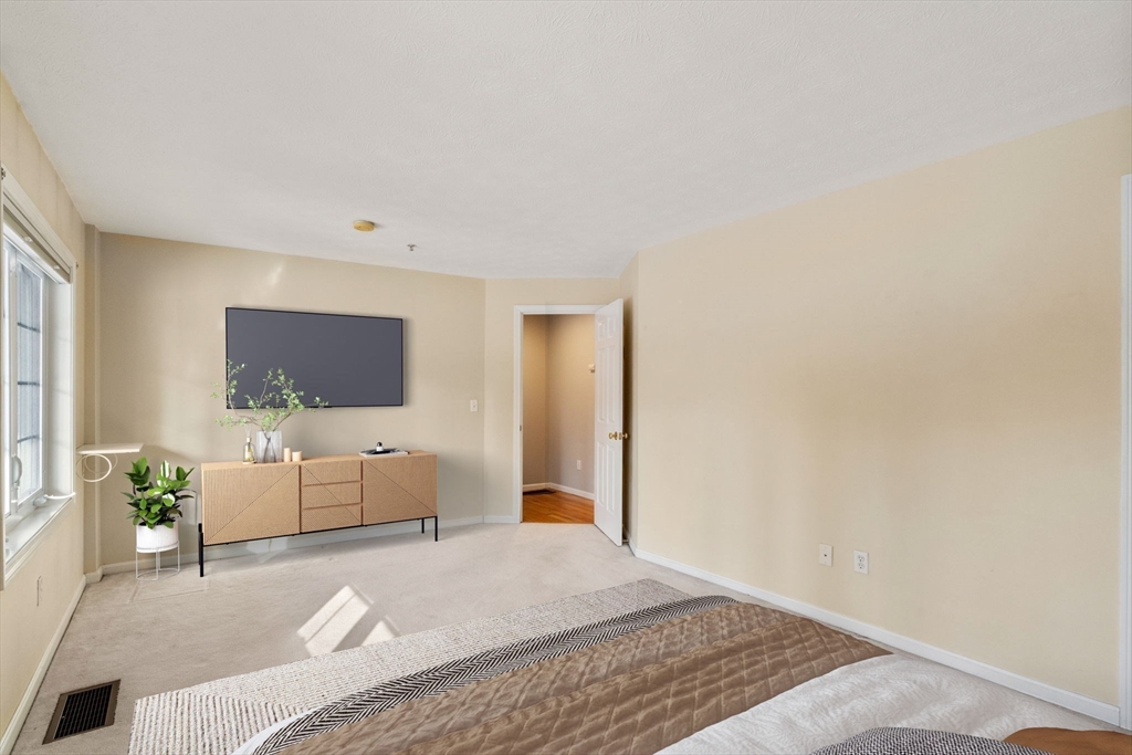 7 Conant Road, Unit 33 Winchester, MA 01890 - Photo 15 of 33