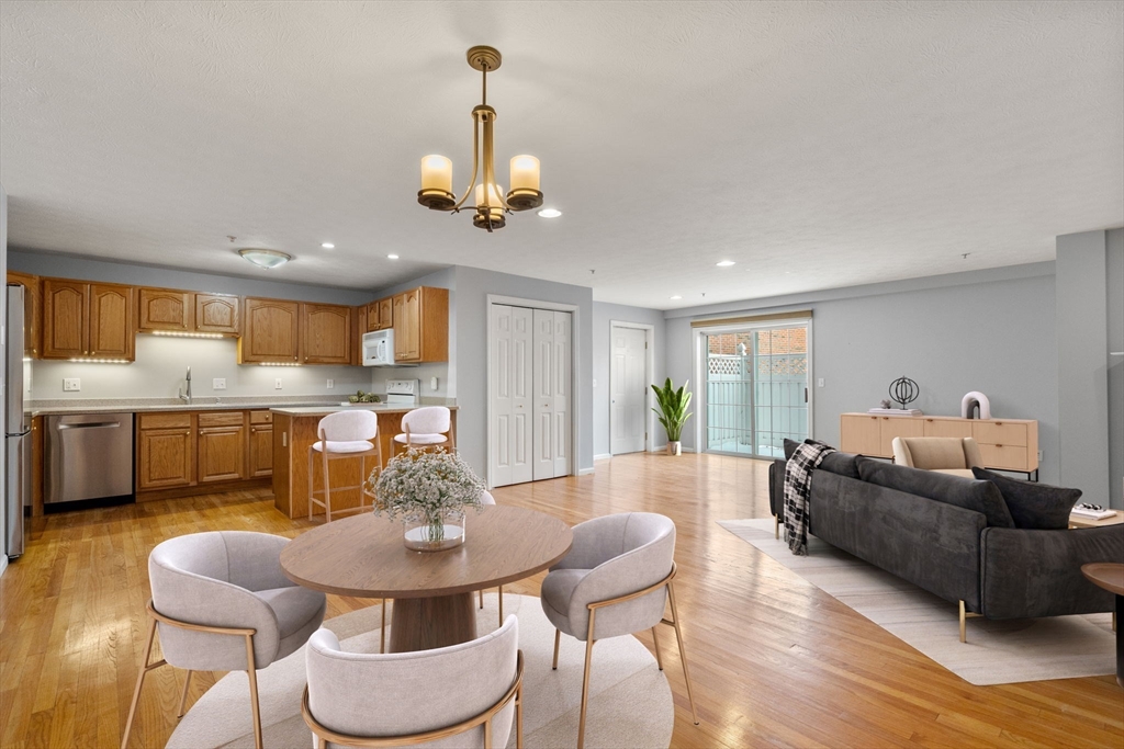 7 Conant Road, Unit 33 Winchester, MA 01890 - Photo 2 of 33