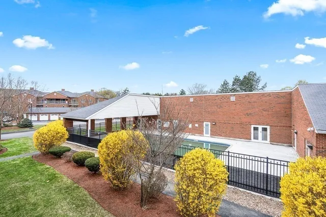 $699,000 | 7 Conant Road, Unit 33, Winchester, MA 01890