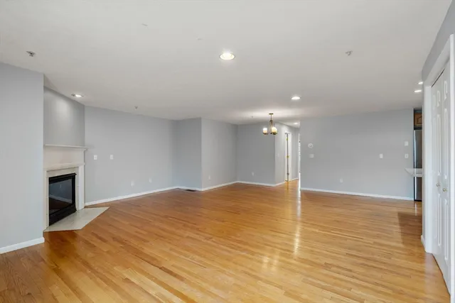 $699,000 | 7 Conant Road, Unit 33, Winchester, MA 01890