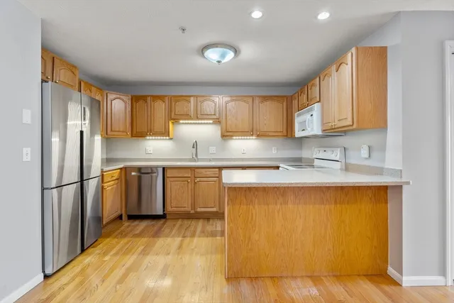 $699,000 | 7 Conant Road, Unit 33, Winchester, MA 01890