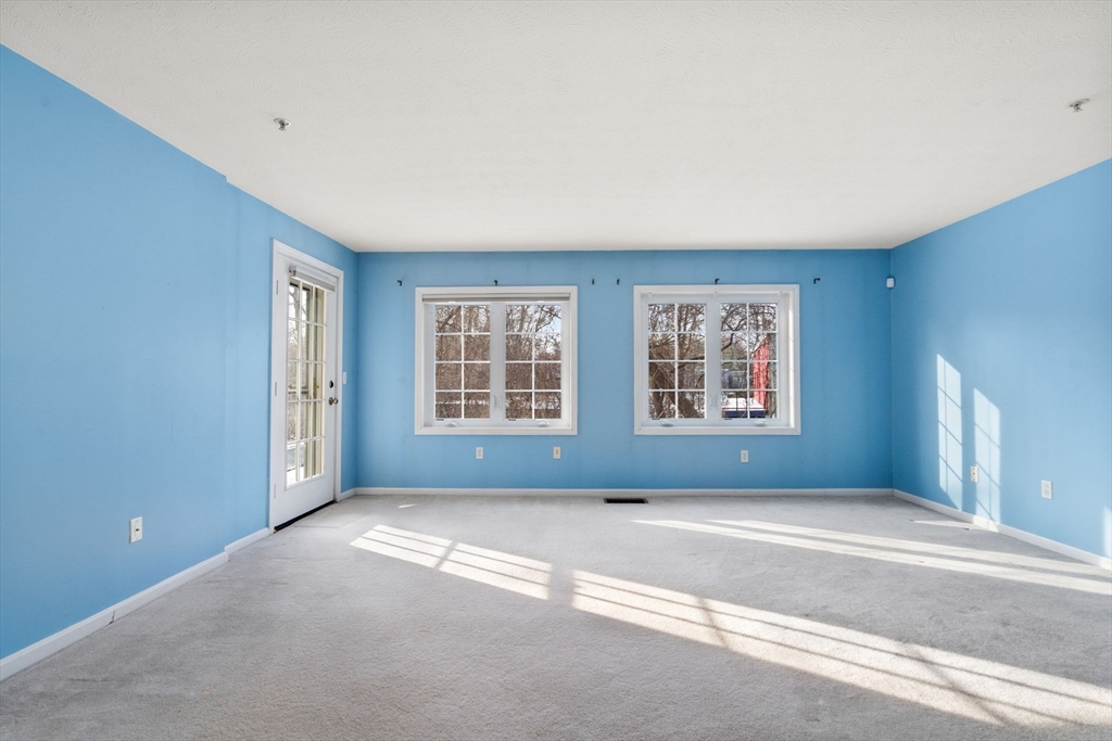 7 Conant Road, Unit 33 Winchester, MA 01890 - Photo 28 of 33