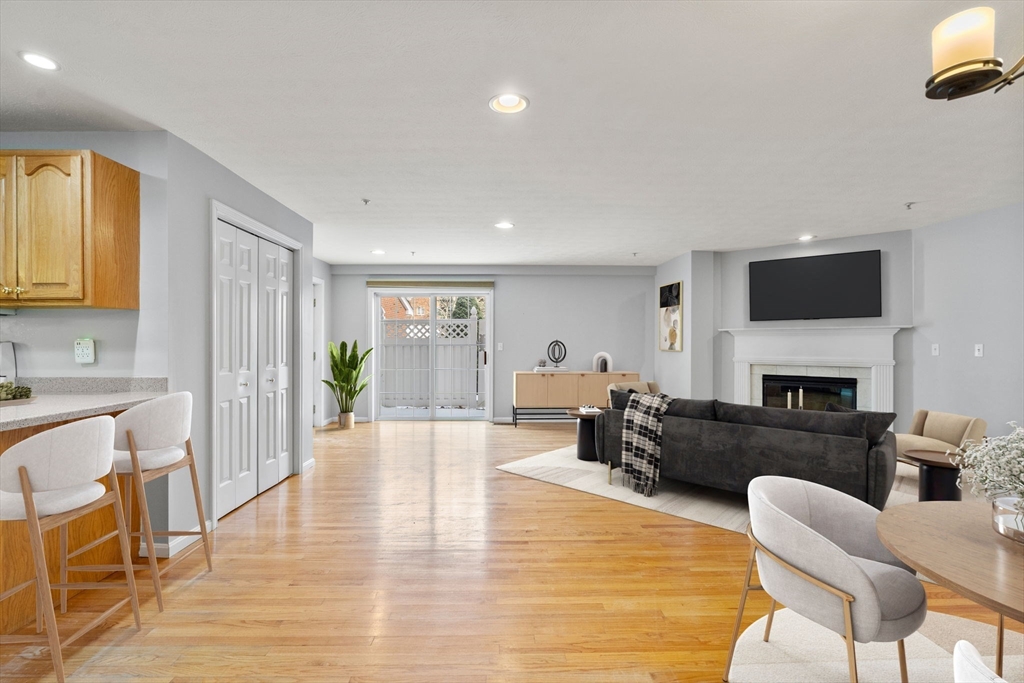 7 Conant Road, Unit 33 Winchester, MA 01890 - Photo 3 of 33