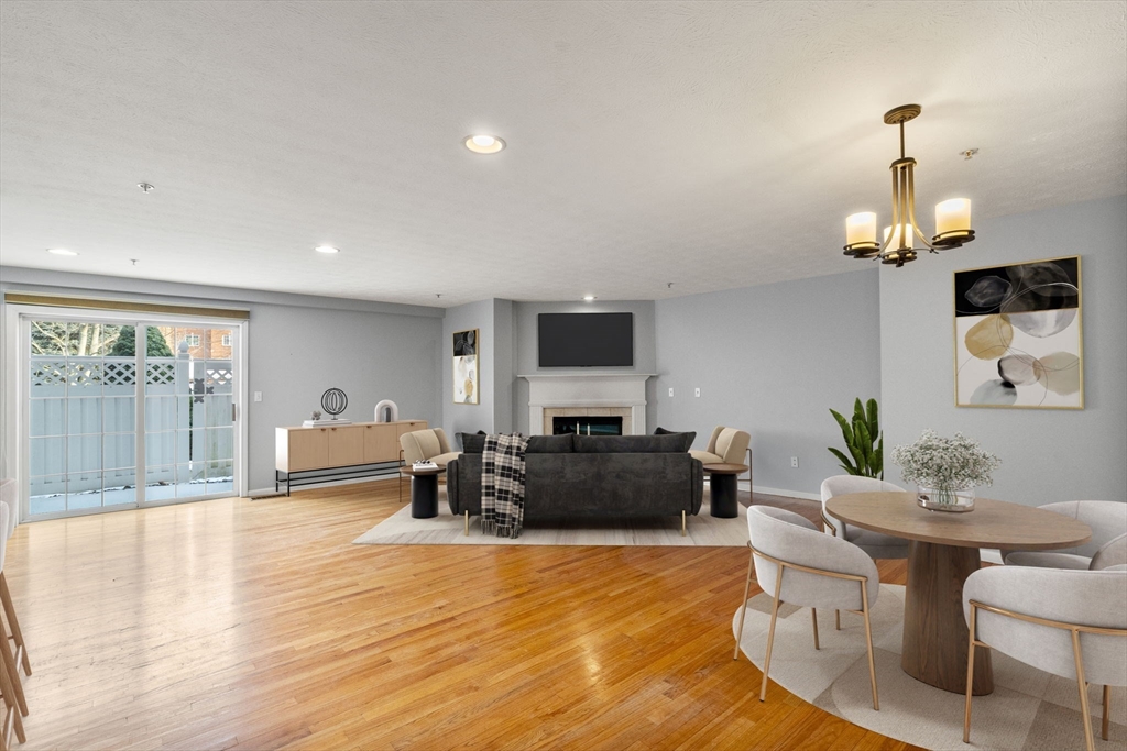 7 Conant Road, Unit 33 Winchester, MA 01890 - Photo 4 of 33