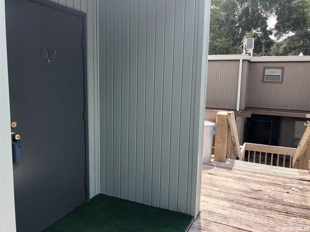 705 Southwest 75th Street, Unit 202 Gainesville, FL 32607 - Photo 2 of 17