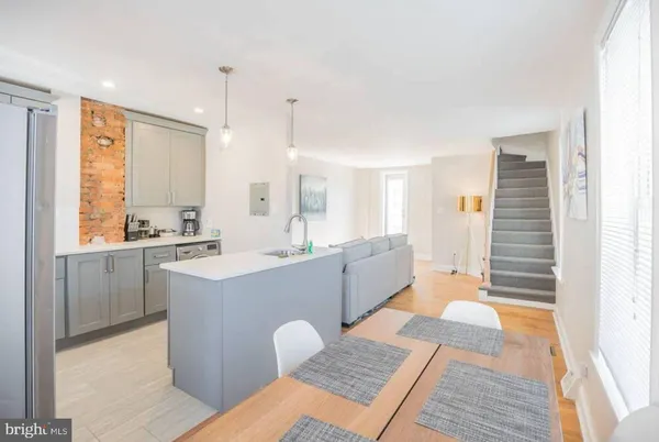 $2,845 | 501 South 26th Street, Unit 2, Philadelphia, PA 19146