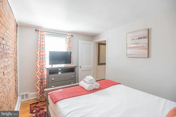 $2,845 | 501 South 26th Street, Unit 2, Philadelphia, PA 19146