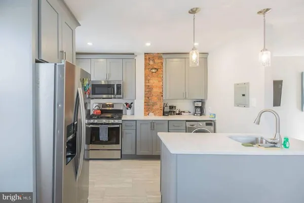 $2,845 | 501 South 26th Street, Unit 2, Philadelphia, PA 19146