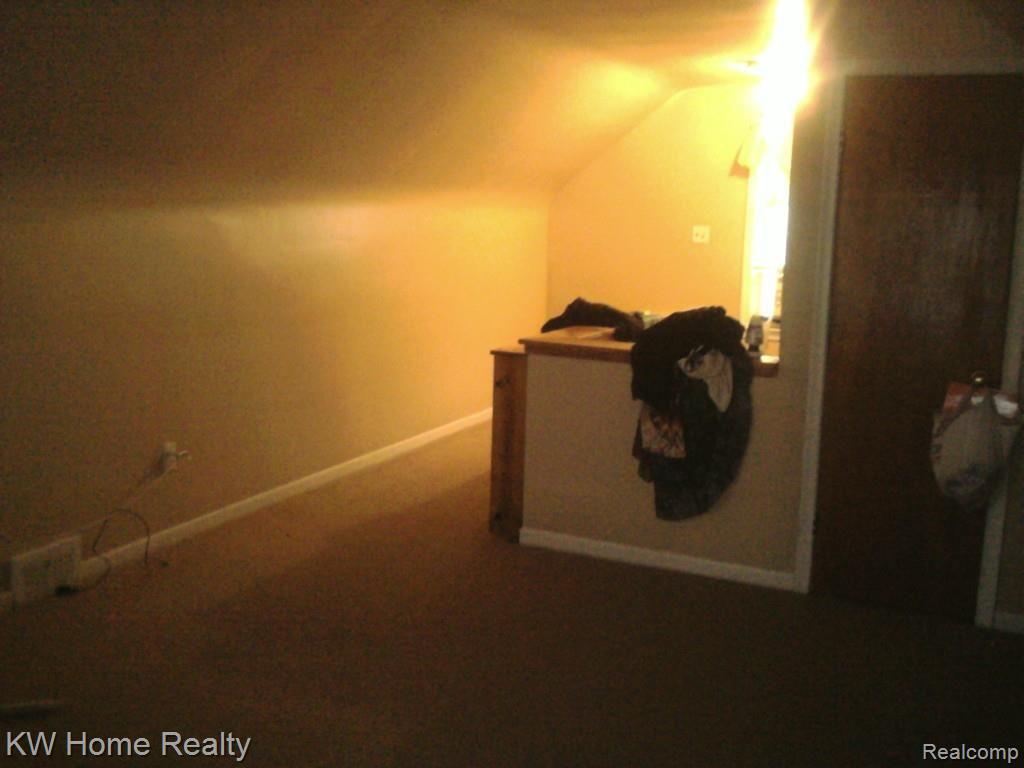 7357 Evergreen Road Detroit, MI 48228 - Photo 17 of 32