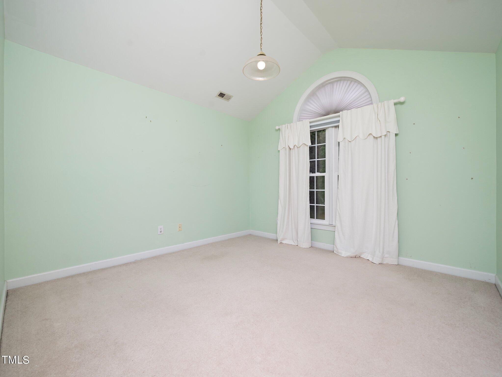 2008 Muirfield Village Way Raleigh, NC 27604 - Photo 20 of 28 21-web-or-mls-2008 Muirfield-27