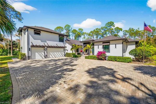 $2,750,000 | 5577 Lancewood Way, Naples, FL 34116