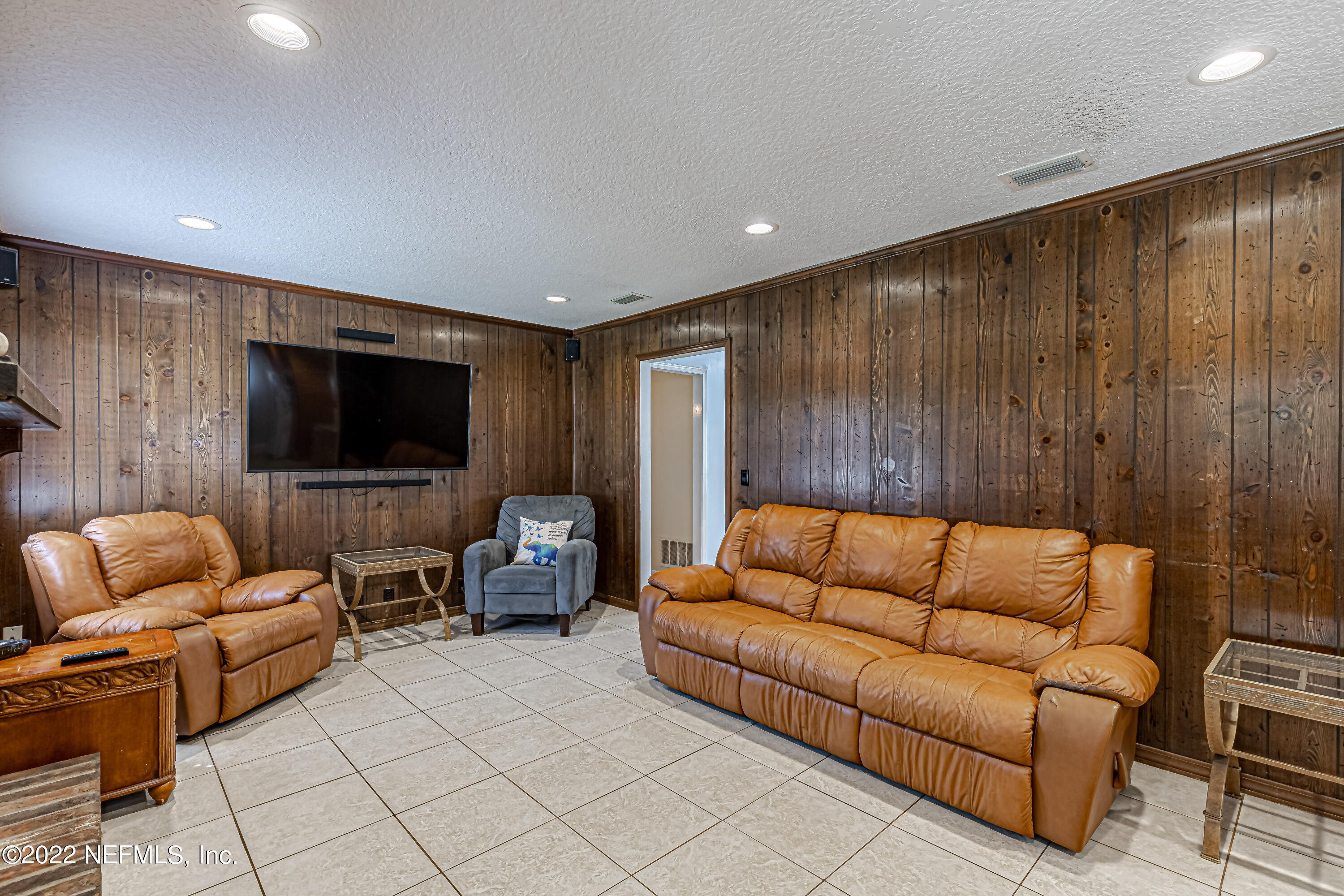 119 Ridgefield Court Orange Park, FL 32065 - Photo 9 of 30 12-Family Room