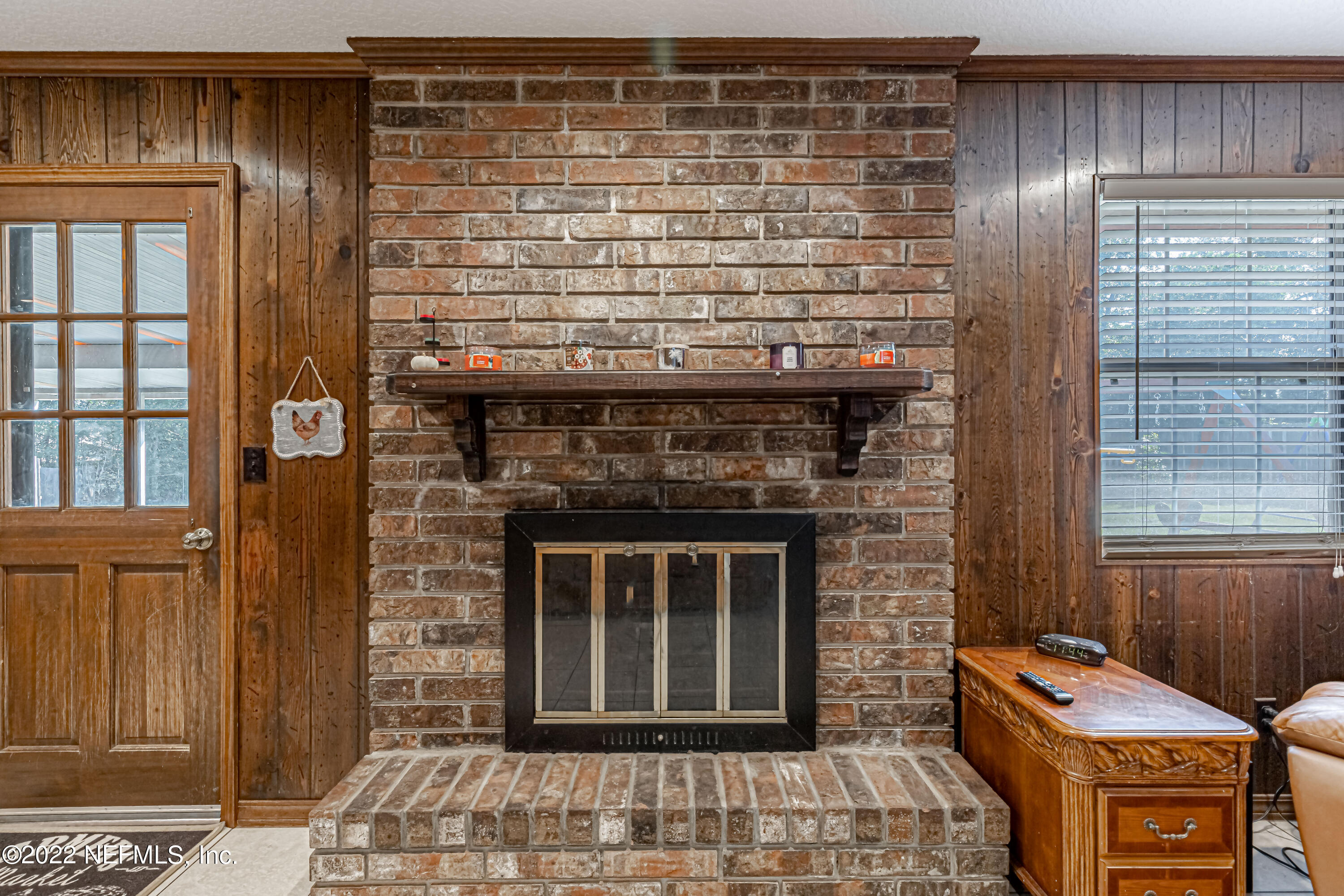 119 Ridgefield Court Orange Park, FL 32065 - Photo 10 of 30 14-Fireplace