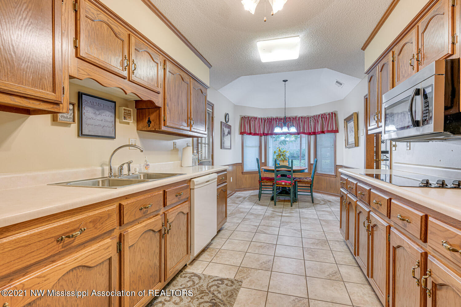 1935 Pecan Ridge North Southaven, MS 38671 - Photo 9 of 30 214755_9-snapsold-screen-1935-pecan-ridg