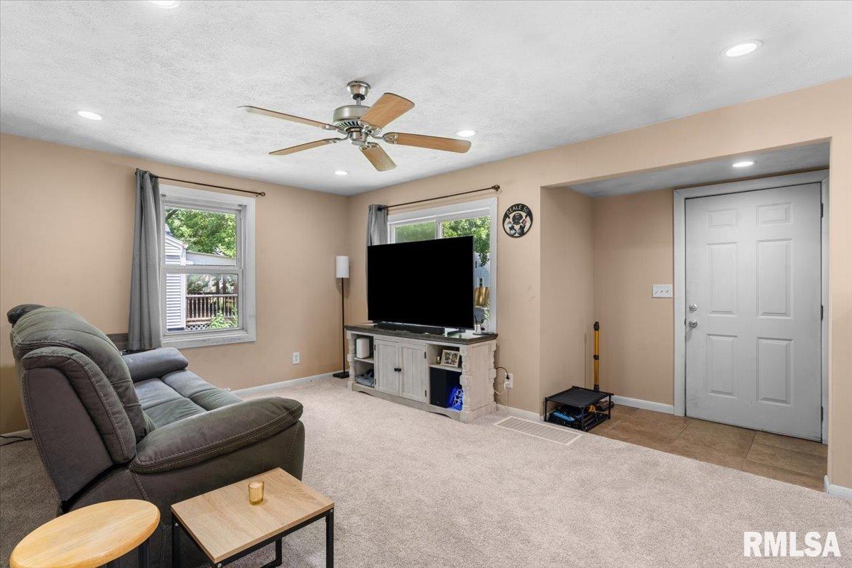 3515 Sherman Street Springfield, IL 62703 - Photo 8 of 22