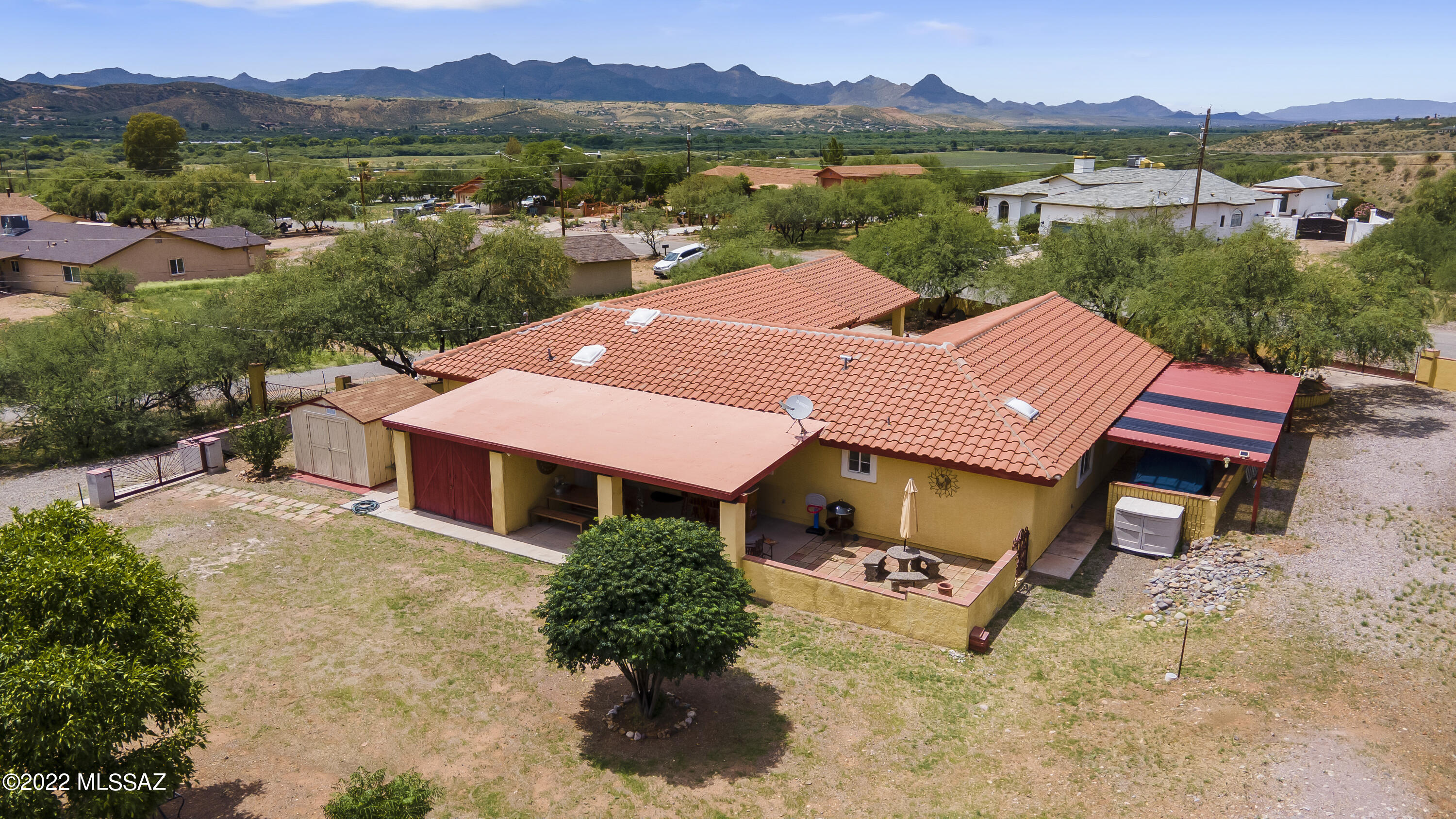 1301 Lavender Lane Rio Rico, AZ 85648 - Photo 5 of 34