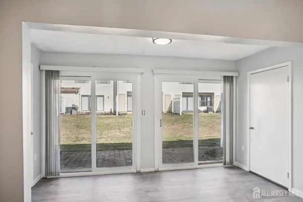 $550,000 | 204 Hampshire Court, Piscataway, NJ 08854