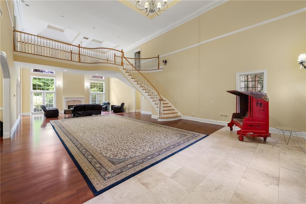 680 West Paces Ferry Road Northwest Atlanta, GA 30327 - Photo 4 of 48 Gallery Image 4