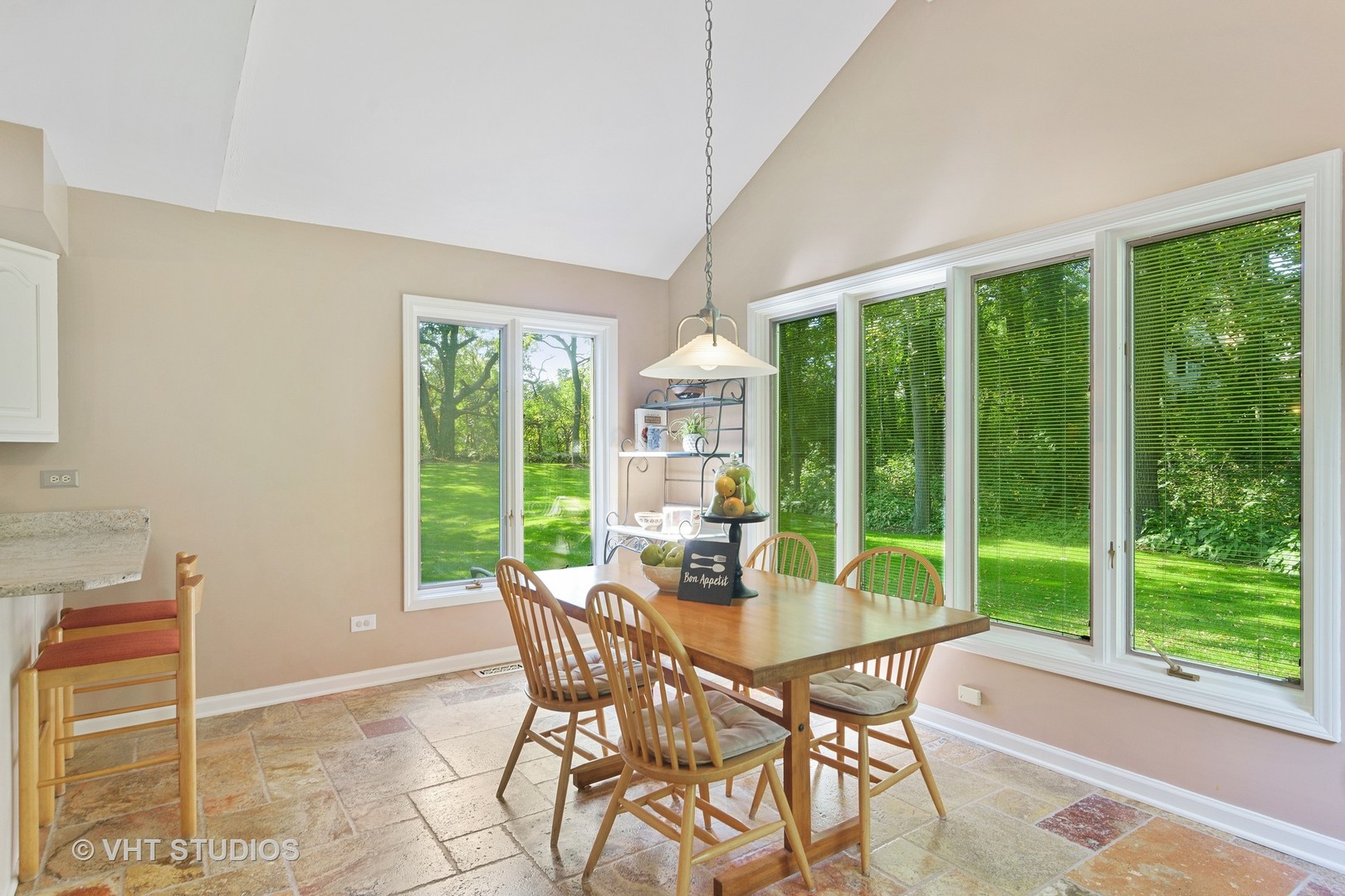 20860 North Valley Road Kildeer, IL 60047 - Photo 9 of 56