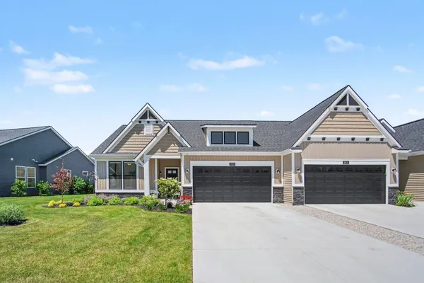 $469,000 | 2929 Isle Grand Drive, Unit 11, Belmont, MI 49306