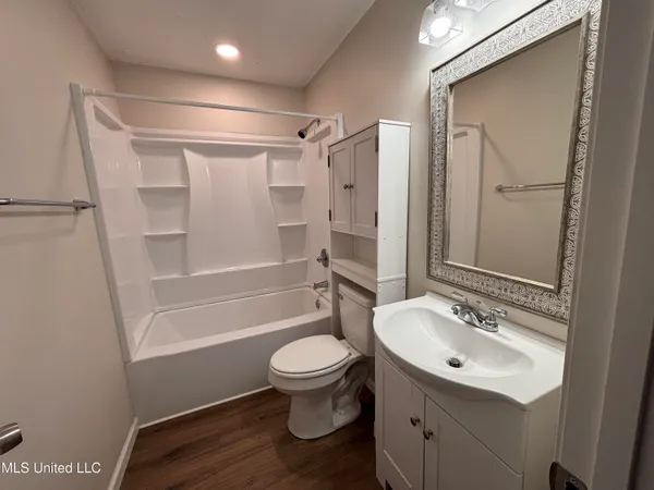 $1,500 | 306 Parkway Drive, Pearl, MS 39208