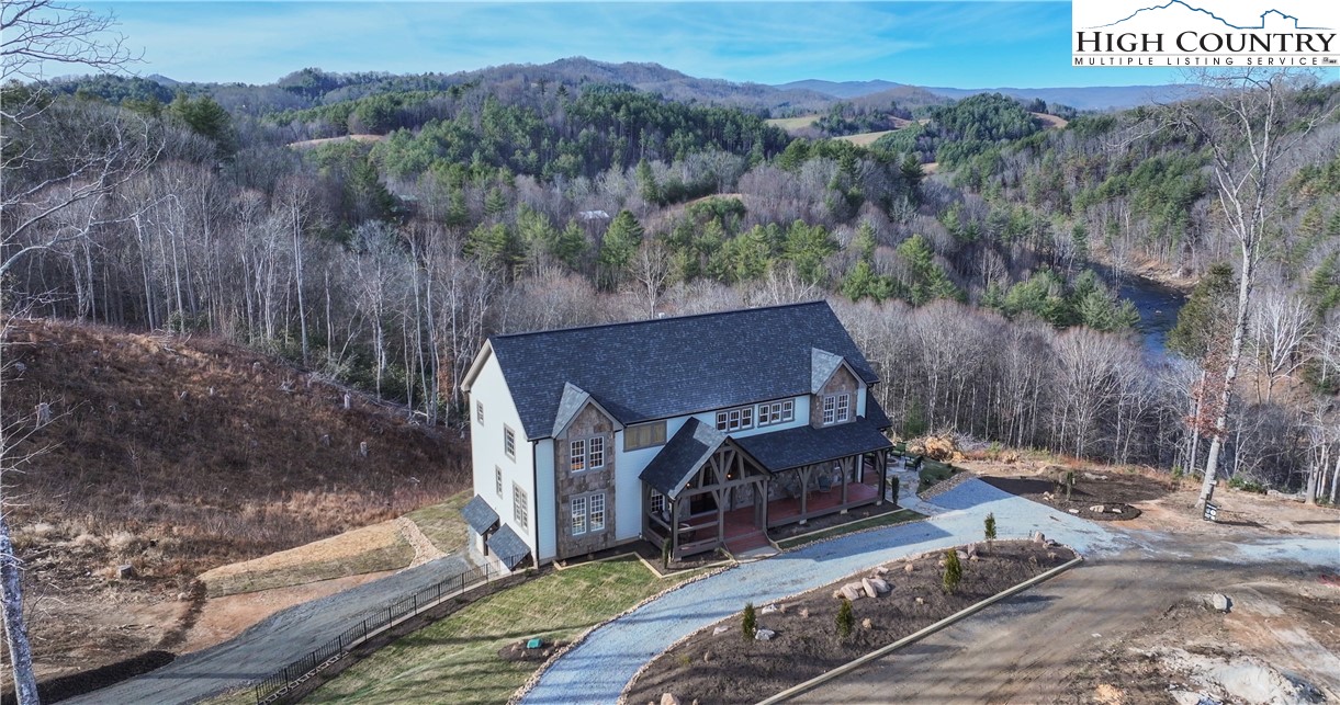 457 Autumn Leaf Way Crumpler, NC 28617 - Photo 5 of 47