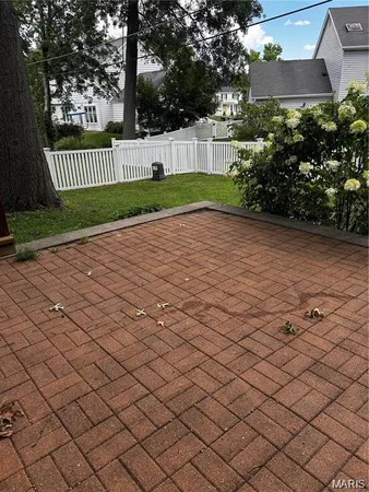 $2,800 | 818 Doerwood Court, St. Louis, MO 63122