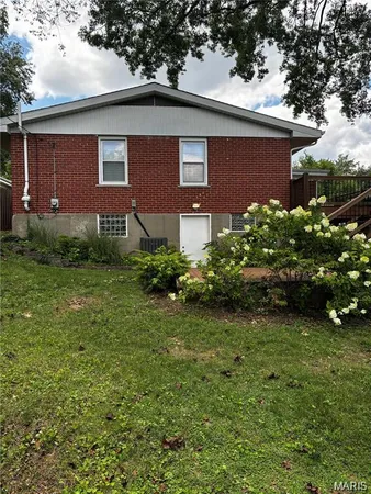 $2,800 | 818 Doerwood Court, St. Louis, MO 63122