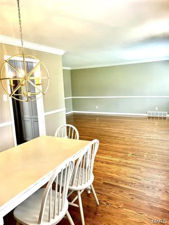 $2,800 | 818 Doerwood Court, St. Louis, MO 63122