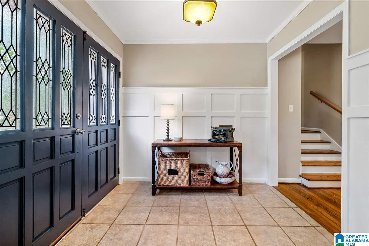 1739 Cornwall Road Birmingham, AL 35226 - Photo 5 of 35
