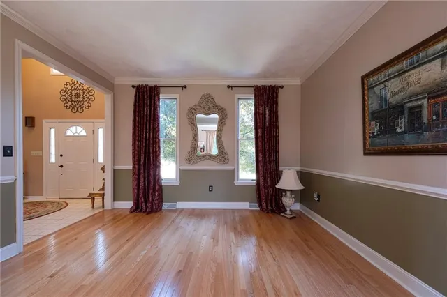 a view of livingroom with hardwood floor and window