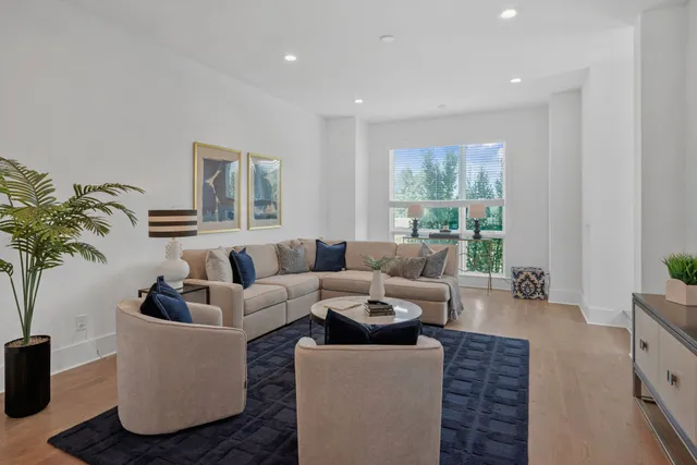 $699,000 | 1203 10th Avenue North, Nashville, TN 37208